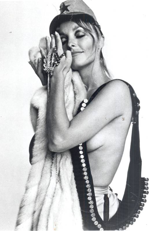 sharon_tate_mc44