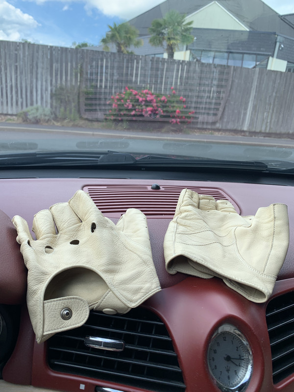 3B9F9319-563B-4C54-8AD5-BB1657C71225