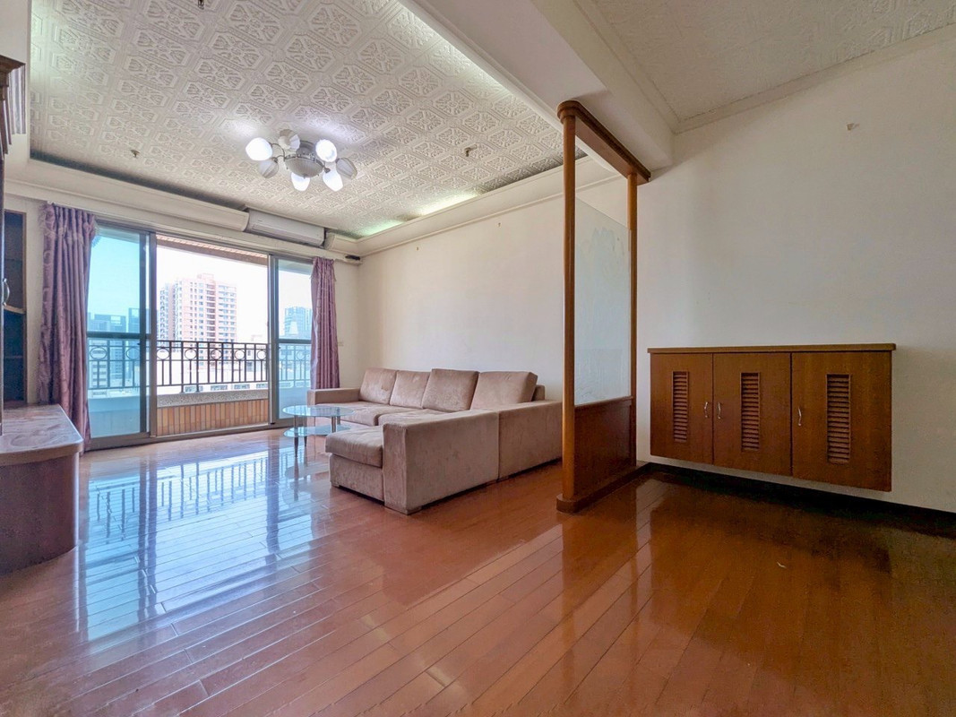 LINE_ALBUM_專約高雄羅浮宮大廈3房_250519_4