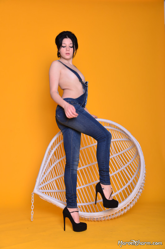 marvel-charm-valensia-overalls-017-postimages