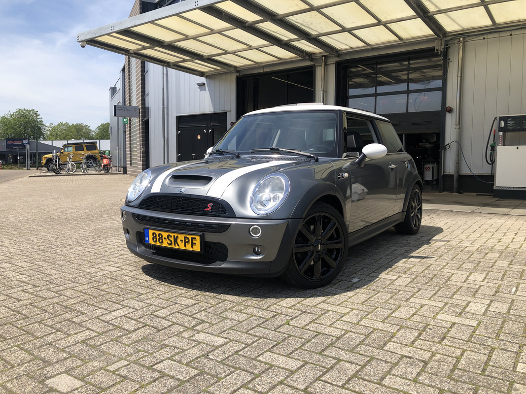 92FC804C-6207-42B1-82C3-328F9DD46F10