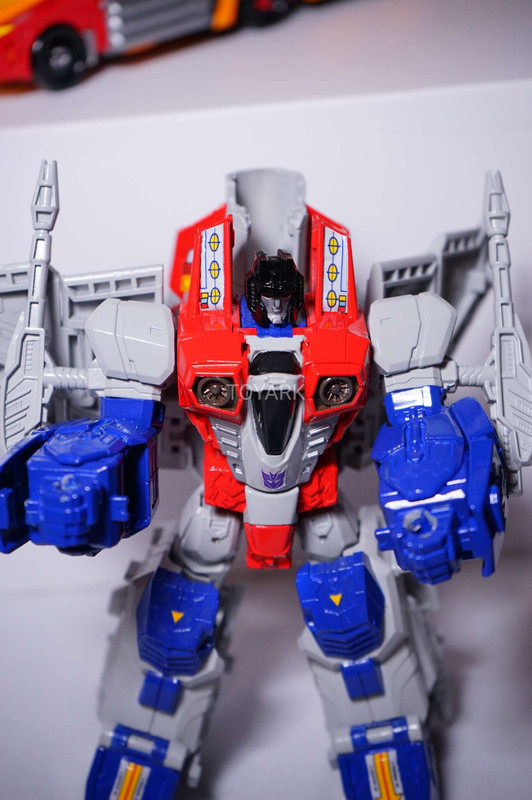 SDCC-2017-Hasbro-Transformers-Thurs-029