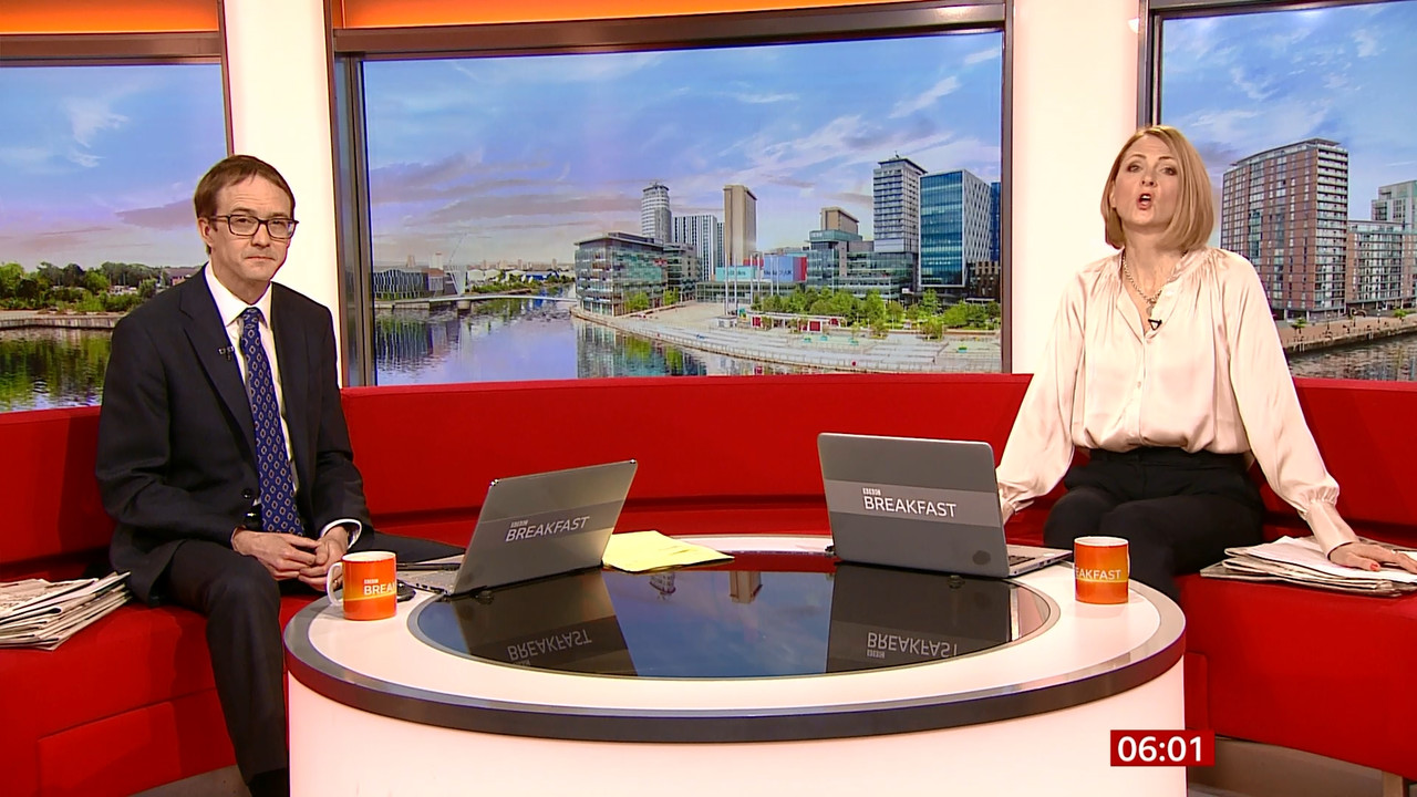 Breakfast - BBC ONE HD - 2020-11-29.ts_snapshot_00.06.43_[2020.11.29_09.09.50]