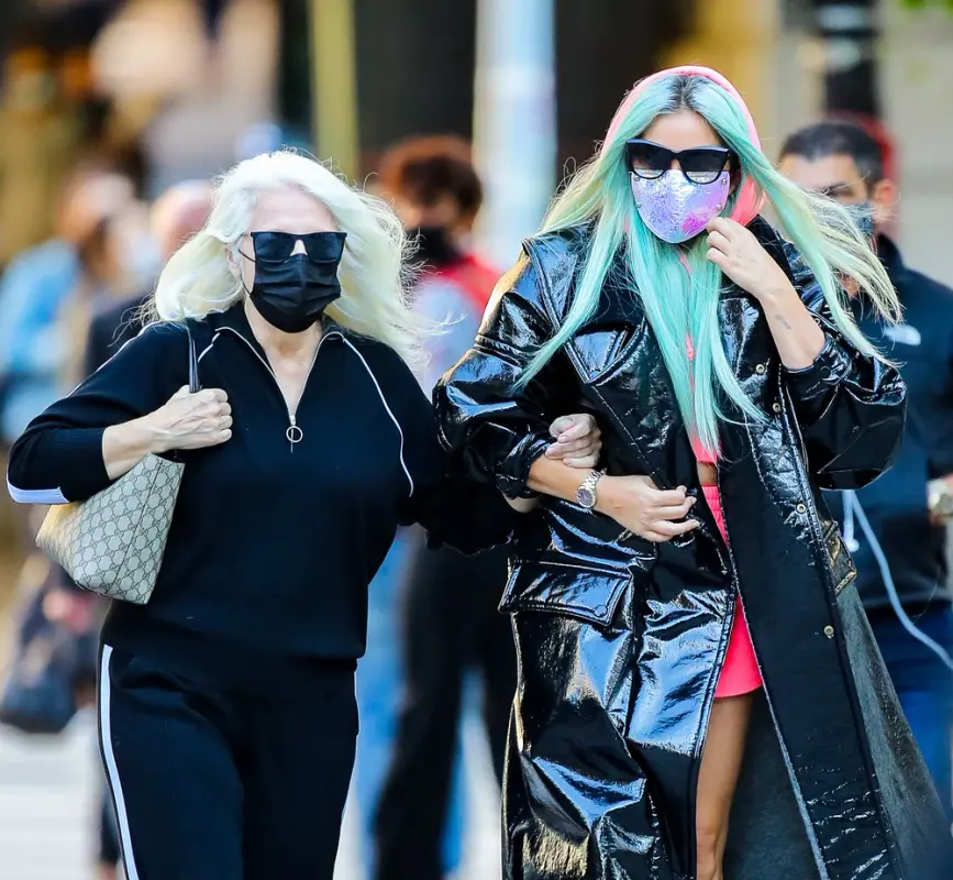 9-21-20-Out-in-NYC-001.webp