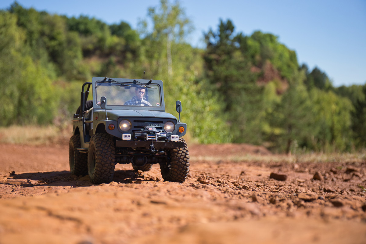 E21DCE80-5B21-445A-A7D3-F5789B813E3C