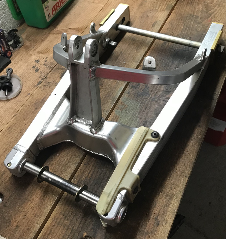 32EEA928-C40F-40A4-A836-5F241F545072