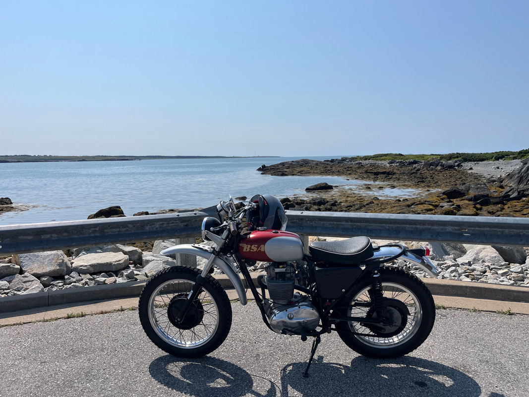 Ride out to lighthouse on B44