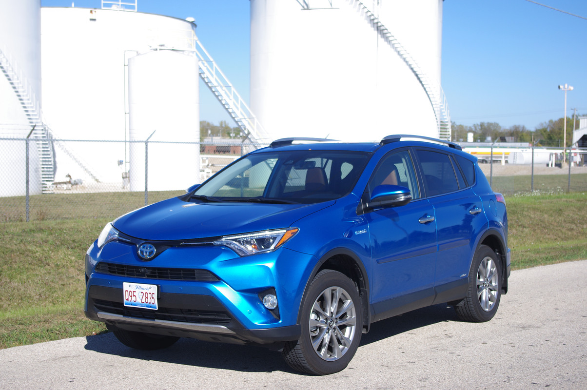2017 Toyota Rav4 Hybrid Limited Review Uncommonly Sensible Cleanmpg 2017 Toyota Rav4 Hybrid Limited Review Uncommonly Sensible