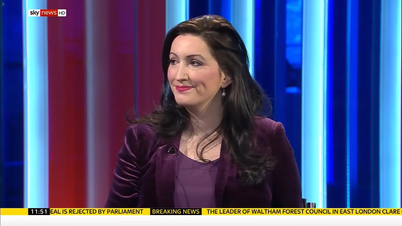 09 January - 11.15.59 - Sky News. Colin Brazier and Jayne Secker