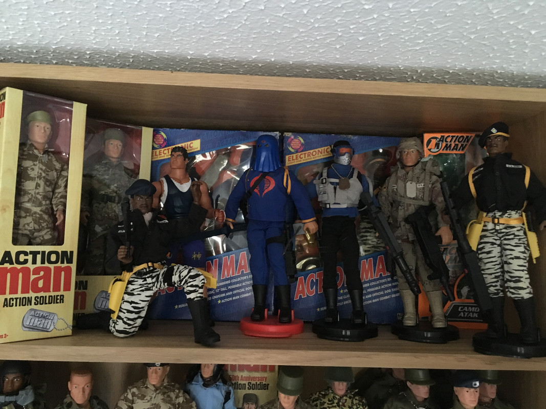 A Refit for Gunner HQ.. or the collection was out of control !! IMG-2219