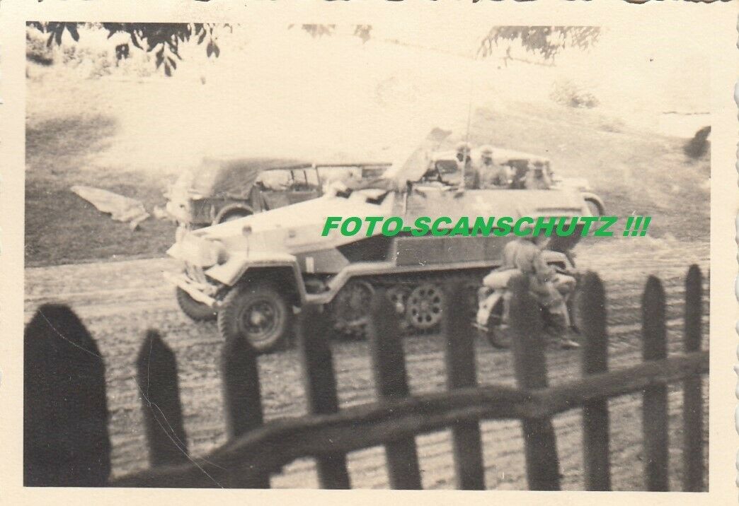Schützenpanzerwagen Sd.Kfz. 251 Kradmelder Ukraine 1941