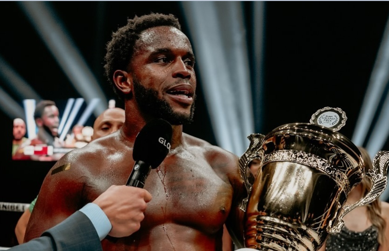 Донеги Абена остава в GLORY и отмени оттеглянето си от спорта