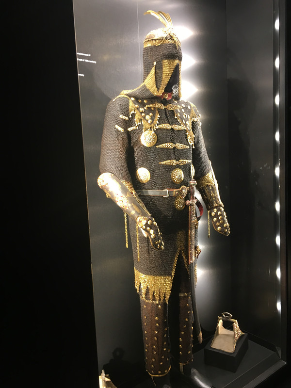 35F5270C-81C4-4CCF-84E0-043A617FAEF1