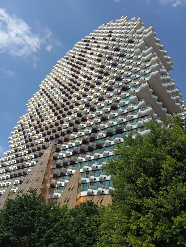 к китайскому 011