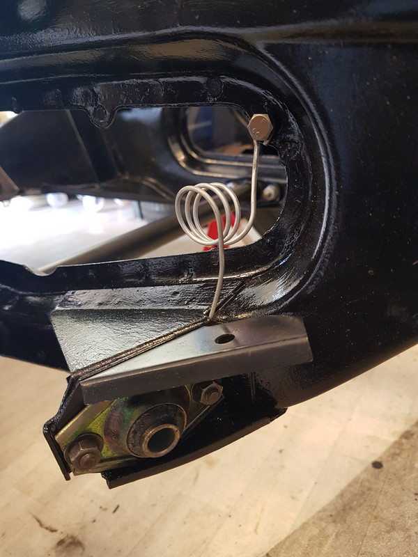 Silent bloc tiran de chasse (1)