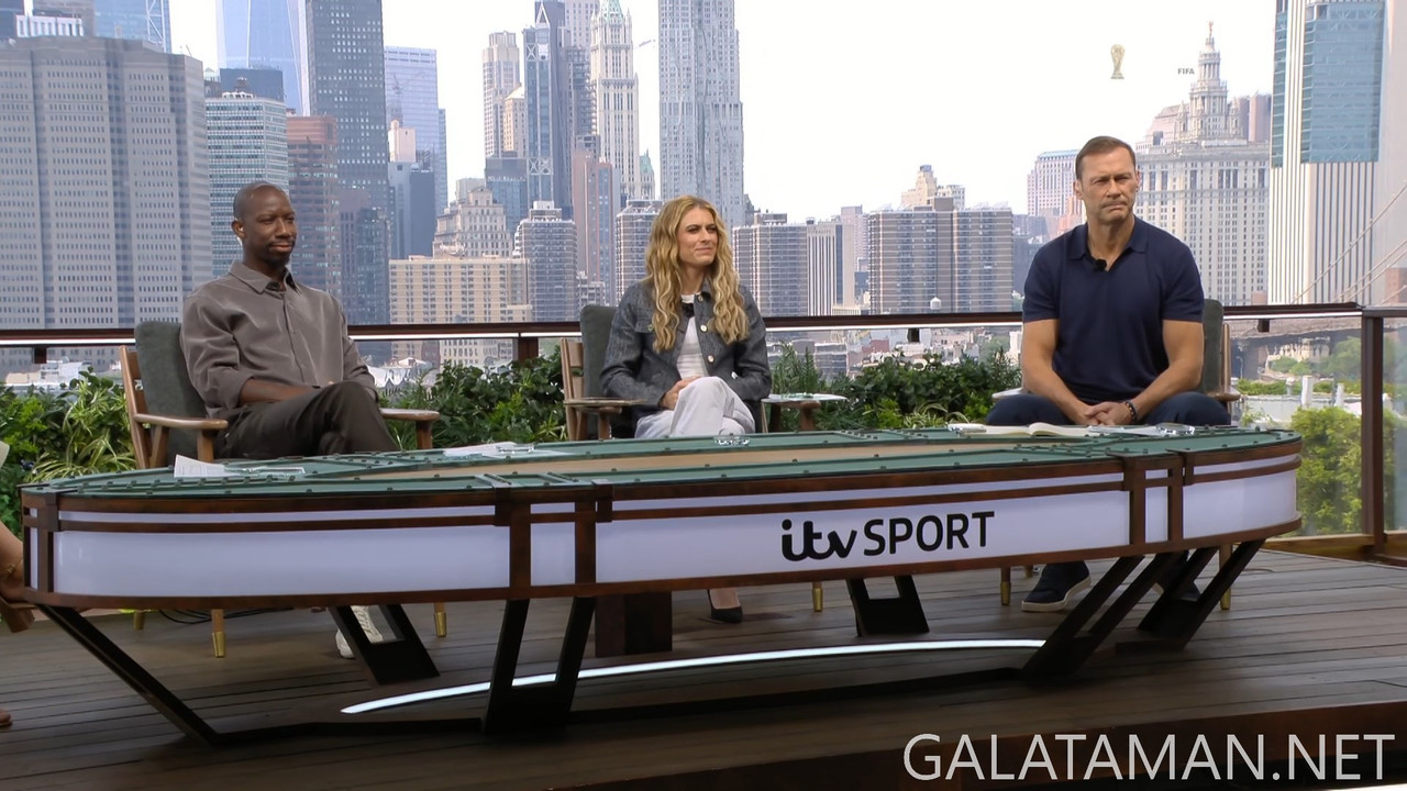 [Image: 06-28-20-00-00-ITV1-HD-(AC3-eng)-FIFA-WC...57-133.jpg]