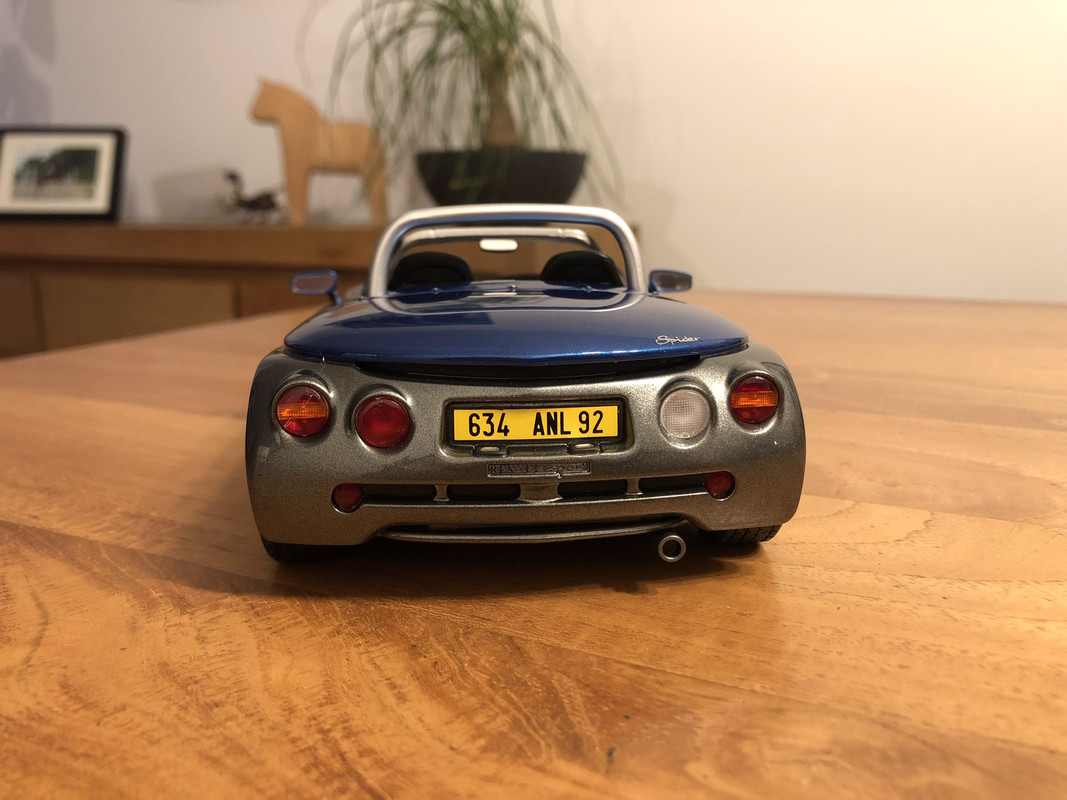 A52CEA7F-7C1B-4BC0-9AD0-03EFA2DDAE55