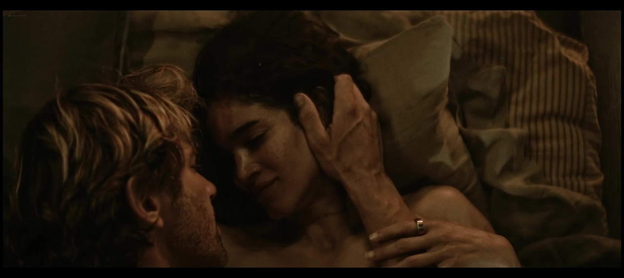 vlcsnap-2024-08-06-01h39m06s256