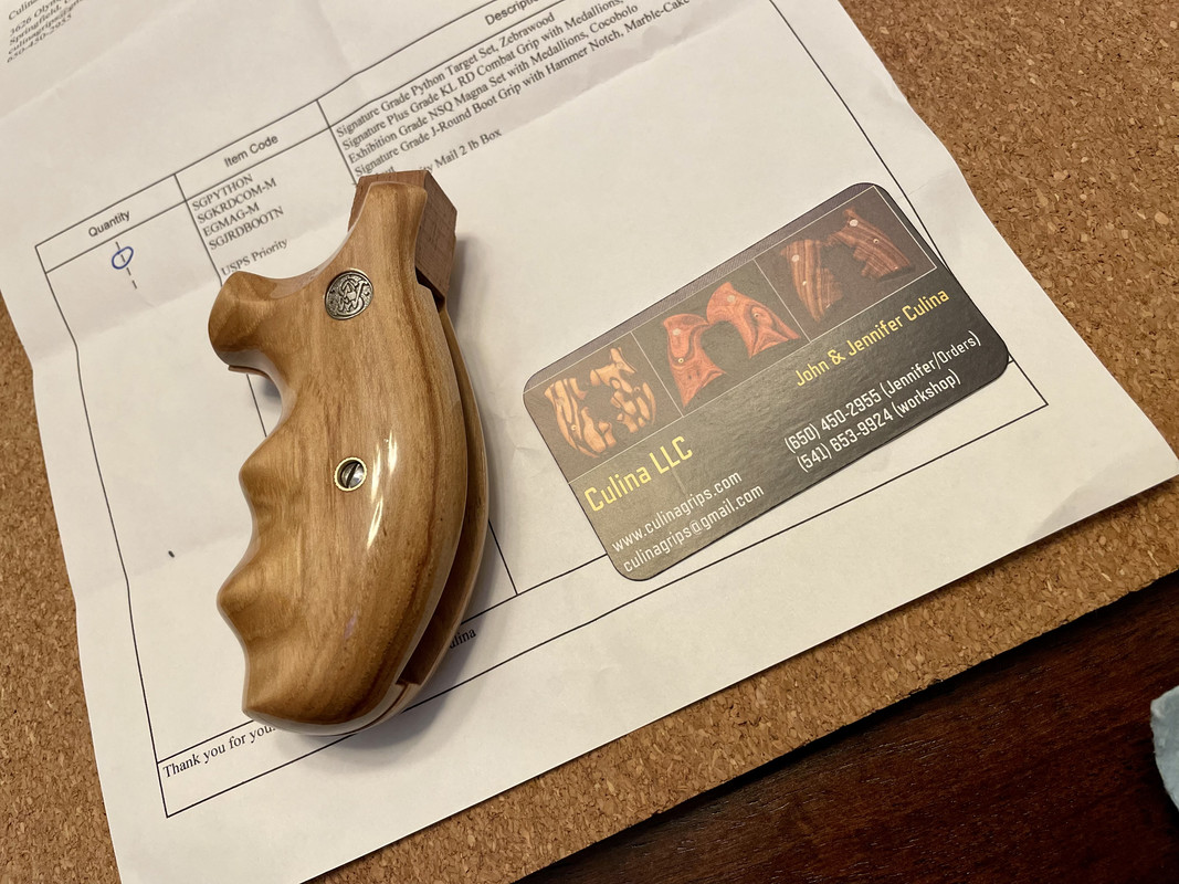 359F9269-2ABD-4F84-9424-9DAAEE50AC82