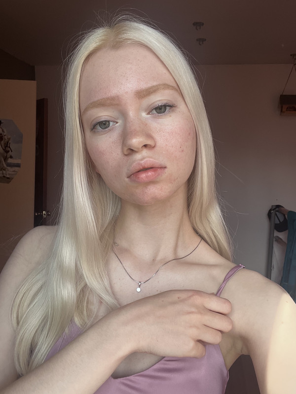 D4CA0A70-F068-49A3-93DD-B29B17054D5A