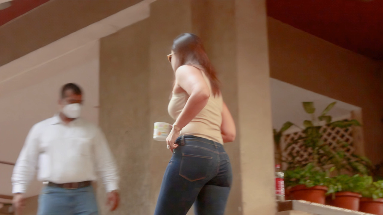 Kareena Kapoor Khan Ass 4k.mp4_snapshot_00.14.567