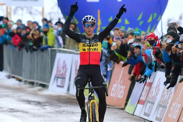 VAL DI SOLE  -- I --  12.12.2021 2-1vanaert