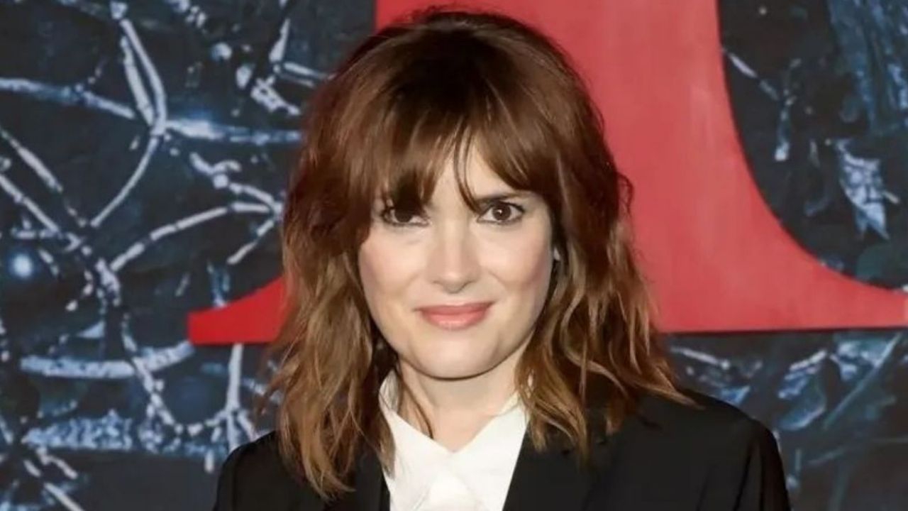 Estrella de Stranger Things, Winona Ryder se baña en leche y la tunden en redes