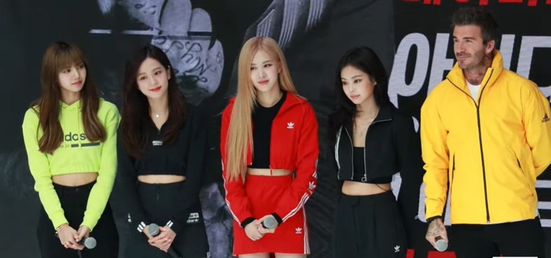 blackpink lewat ke acara adidas bersama david beckham