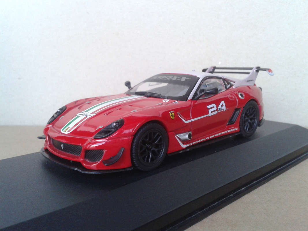 2012 Ferrari 599XX Evo (ixo-nº13 Ferrari GT Collection) (3)