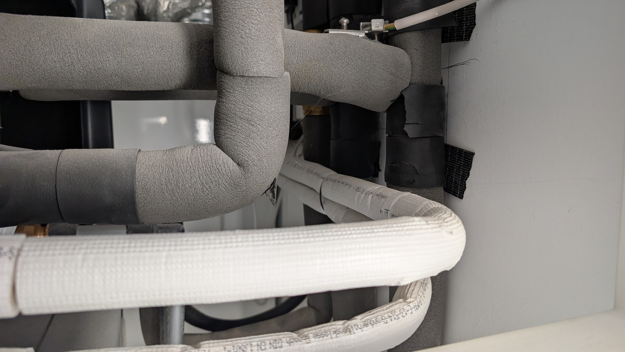 PXL 20251217 084538162 MP