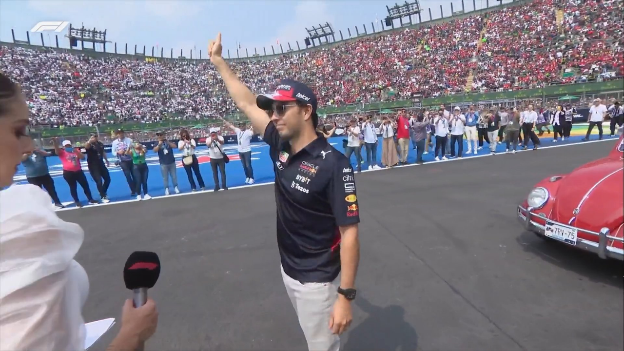 'Checo' Pérez recibido con ovaciones en el Autódromo Hermanos Rodríguez: VIDEO