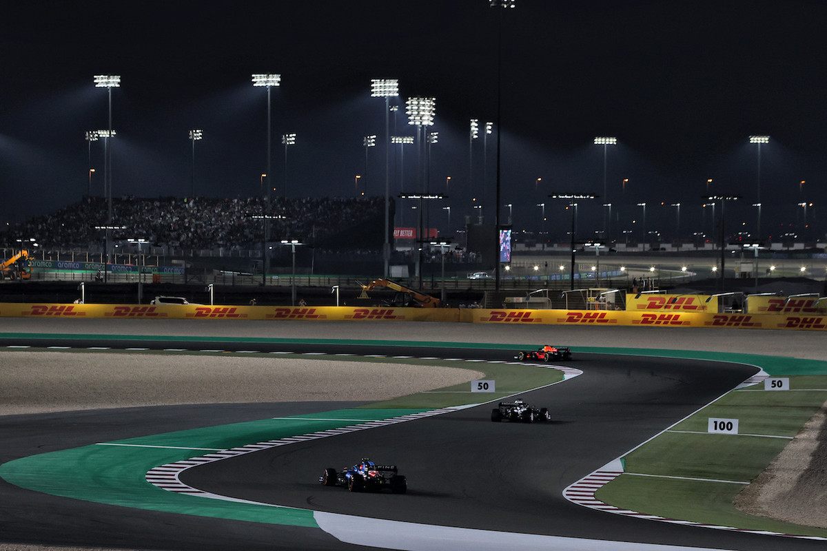 [Imagen: f1-gp-qatar-gara-domenica-30.jpg]