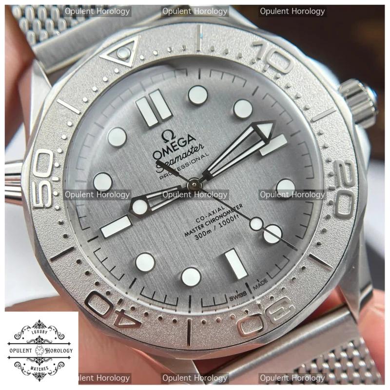 Omega Seamaster Diver 300M 1:1 Replica, Grey Dial, Automatic 42mm