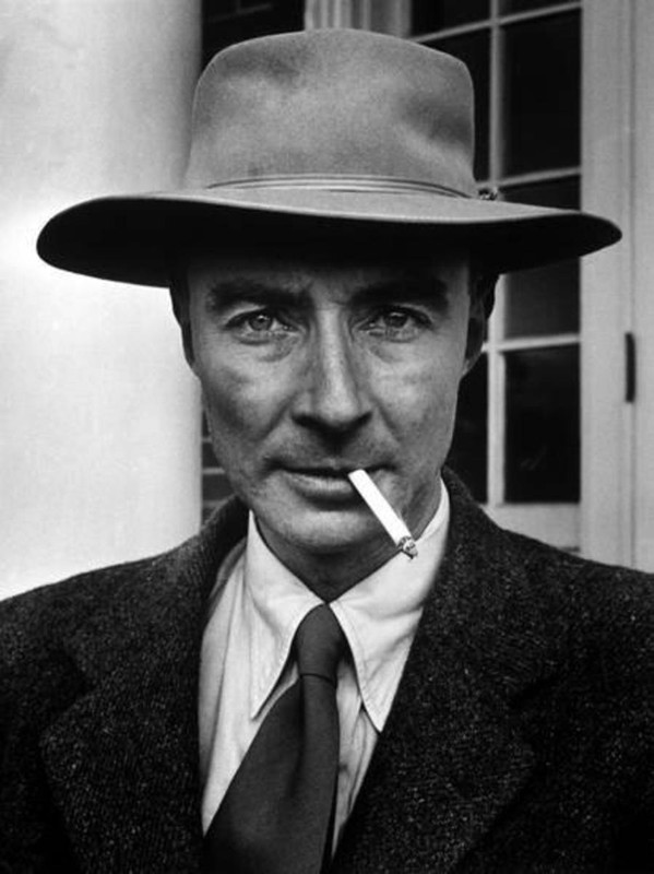 j-robert-oppenheimer-now-i-am-become-death-the-destroyer-of-worlds.jpg