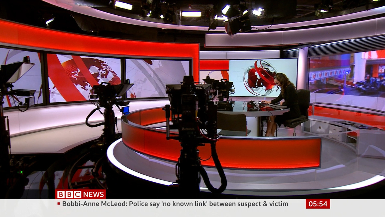 BBC News Fritz_20211126_05000600.ts_snapshot_00.56.05.624