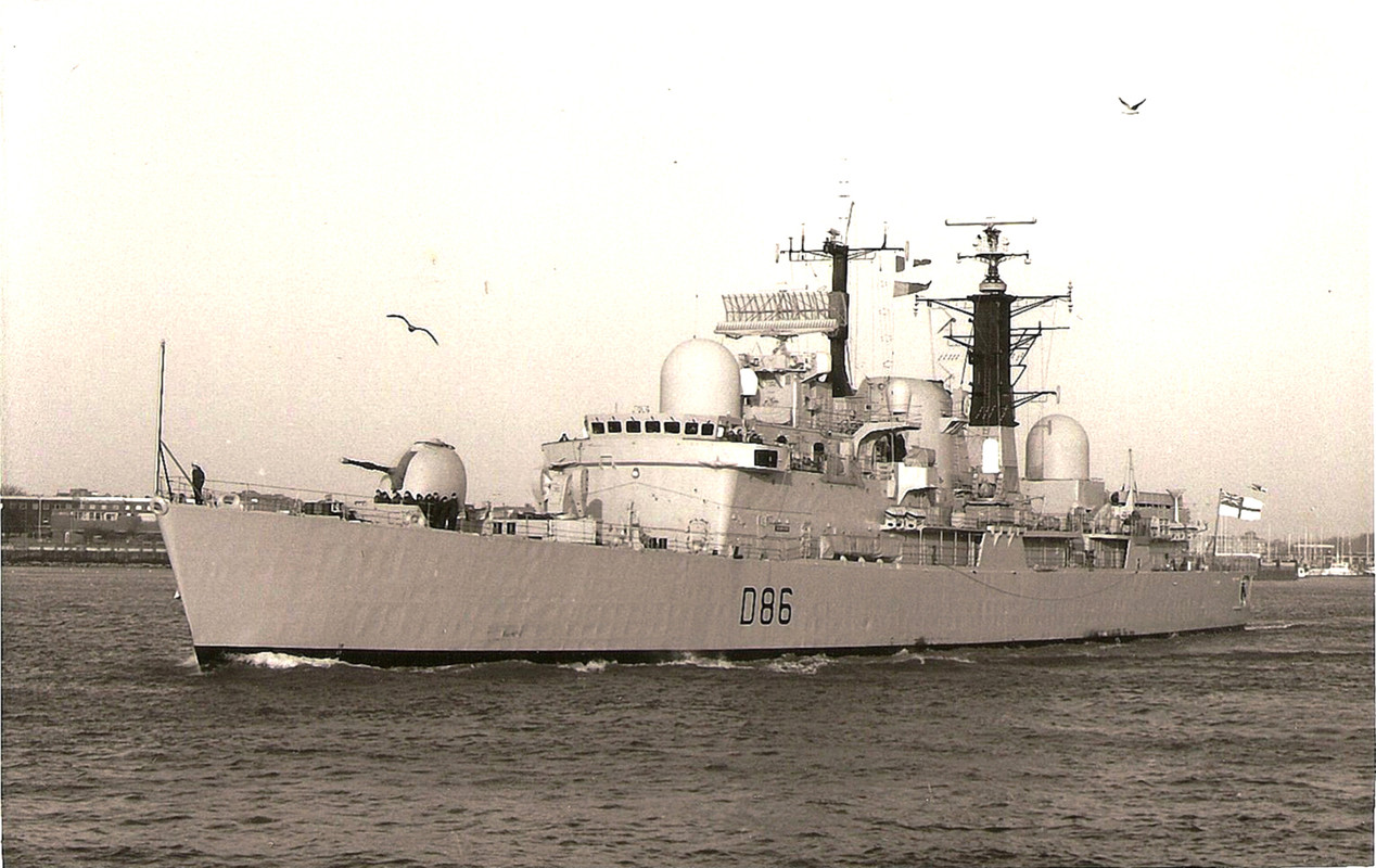 HMS Birmingham (D.86)-19
