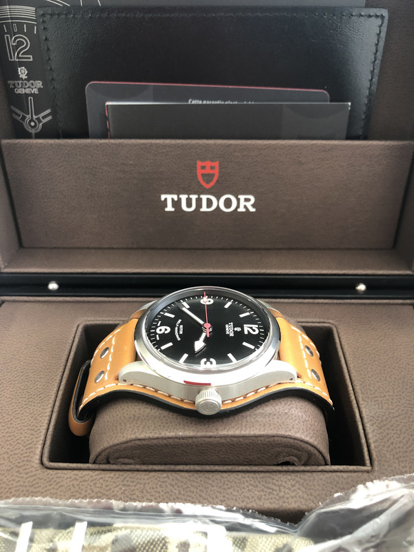 2FD421F9-A2B1-4522-A645-9AD719196B76