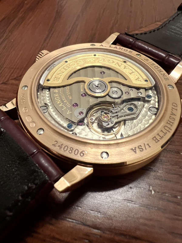 DEC715EC-A29A-4EA7-8B81-32C9E01B4748