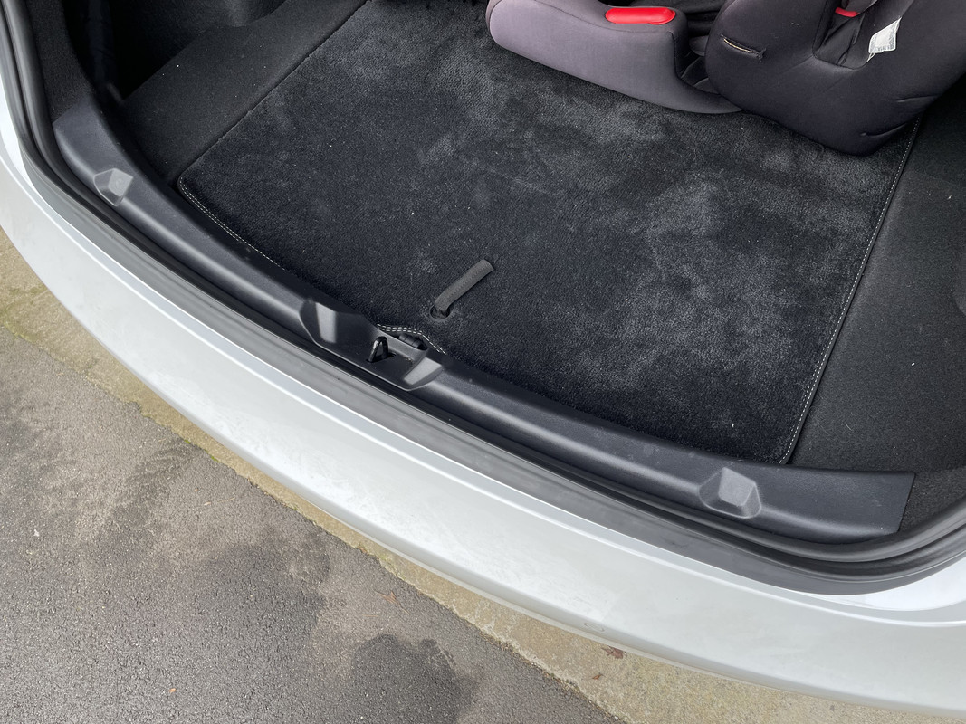 3E5753B0-A88C-4C2A-BBD3-3318784F8FFC