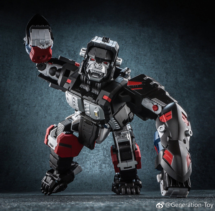 Generation-Toys-GT-10-Optimus-Primal-06
