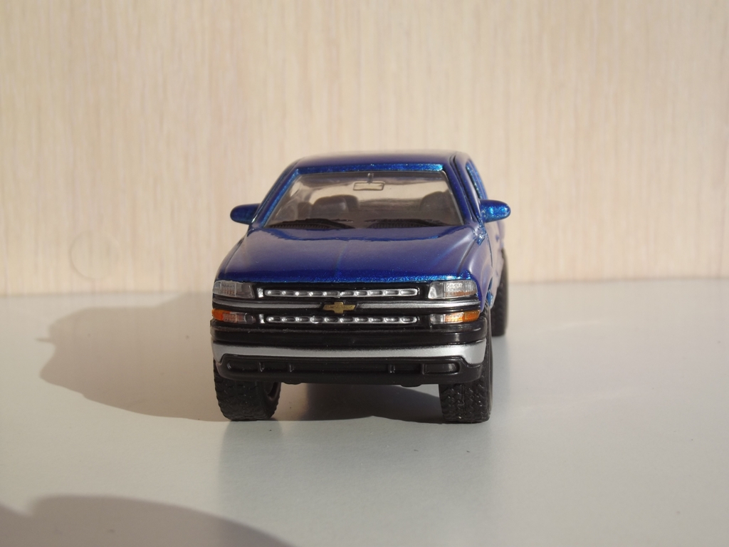Chevrolet Silverado - 6