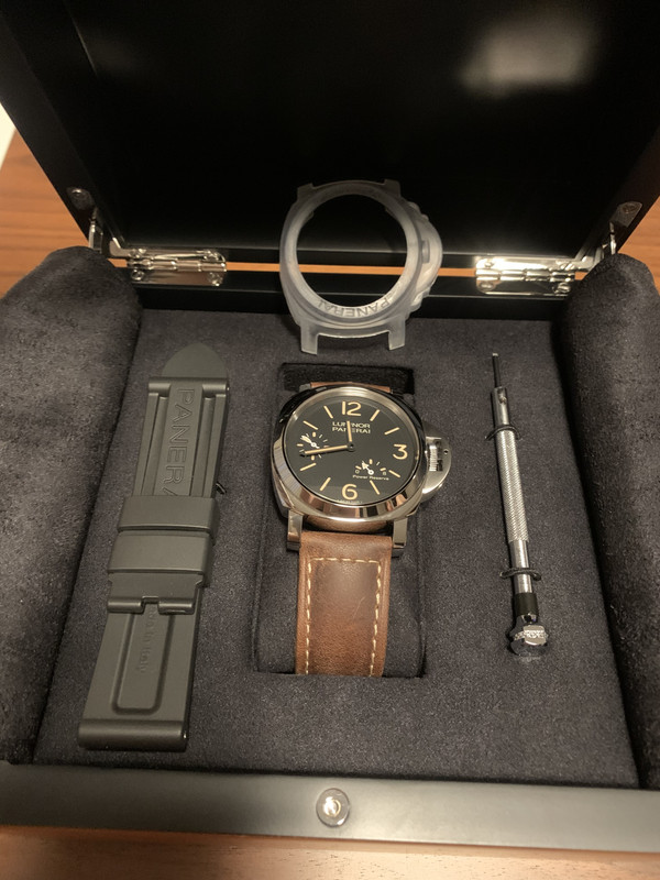 9913806E-BA9F-4641-8275-61D66DC56E74