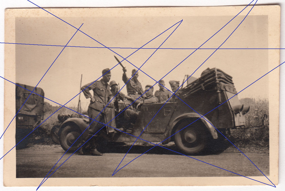 Foto PKW Kfz Fahrzeug Kübelwagen Motorrad Degen 