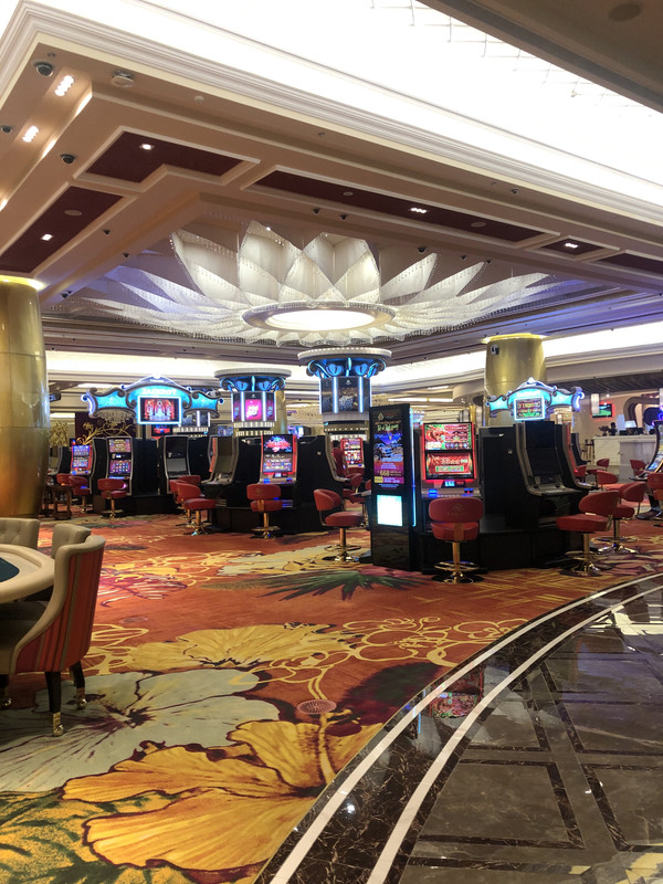 4A0F49C8-7A9E-49C6-B339-610AAD9975A6