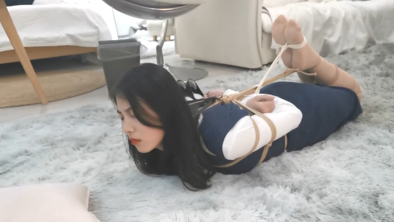 奥特曼 莞尔小姐姐 工作制服.mp4_20210310_090826.301