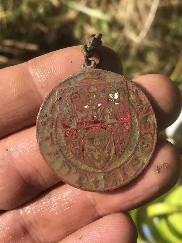 A42E1B60-FD0F-489C-927A-EB3FE8A2C7C6