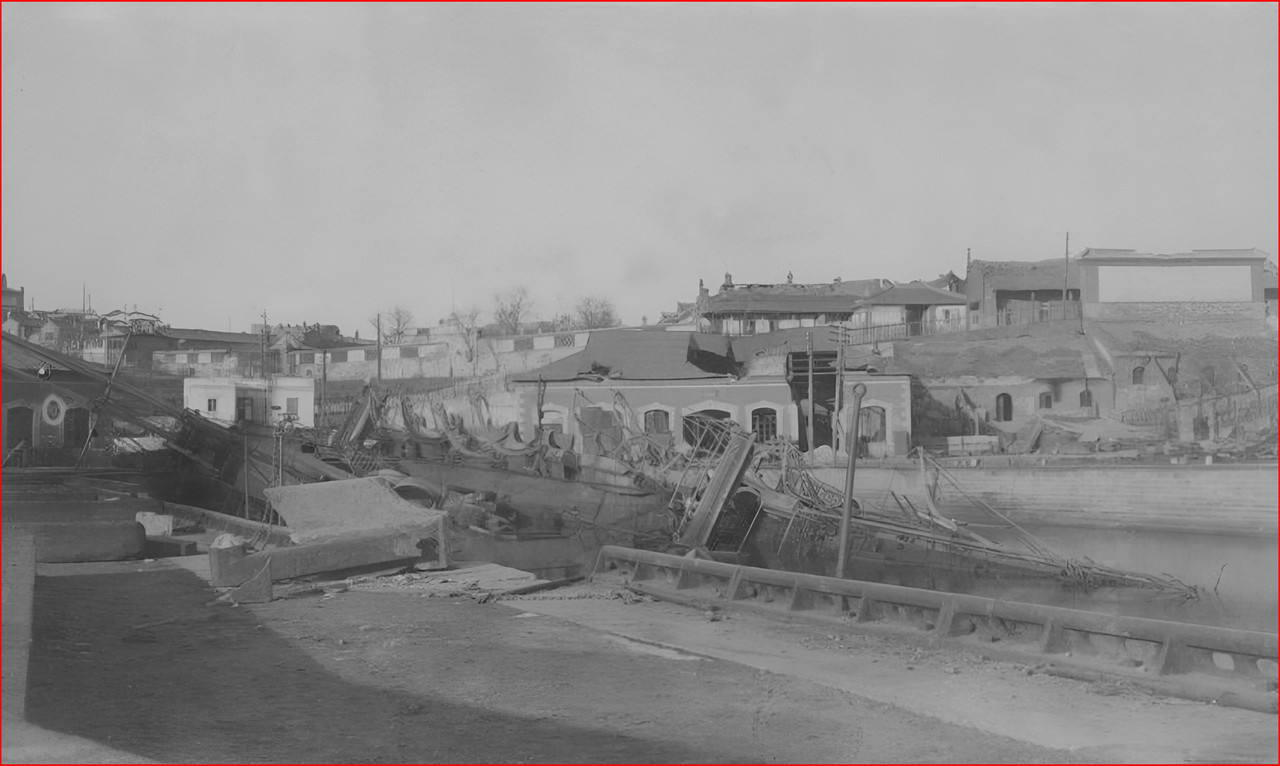 Сухой_док_с_минным_заградителем