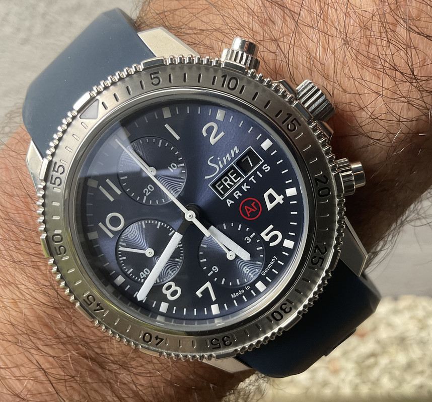 CB3E16EB-538A-4AC2-B099-5FF36920CE81