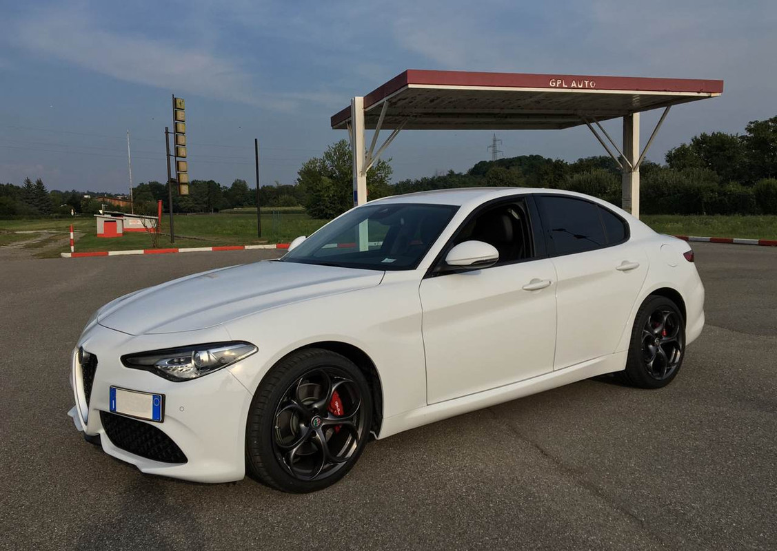 Alfa Romeo Giulia (Vendita) 01