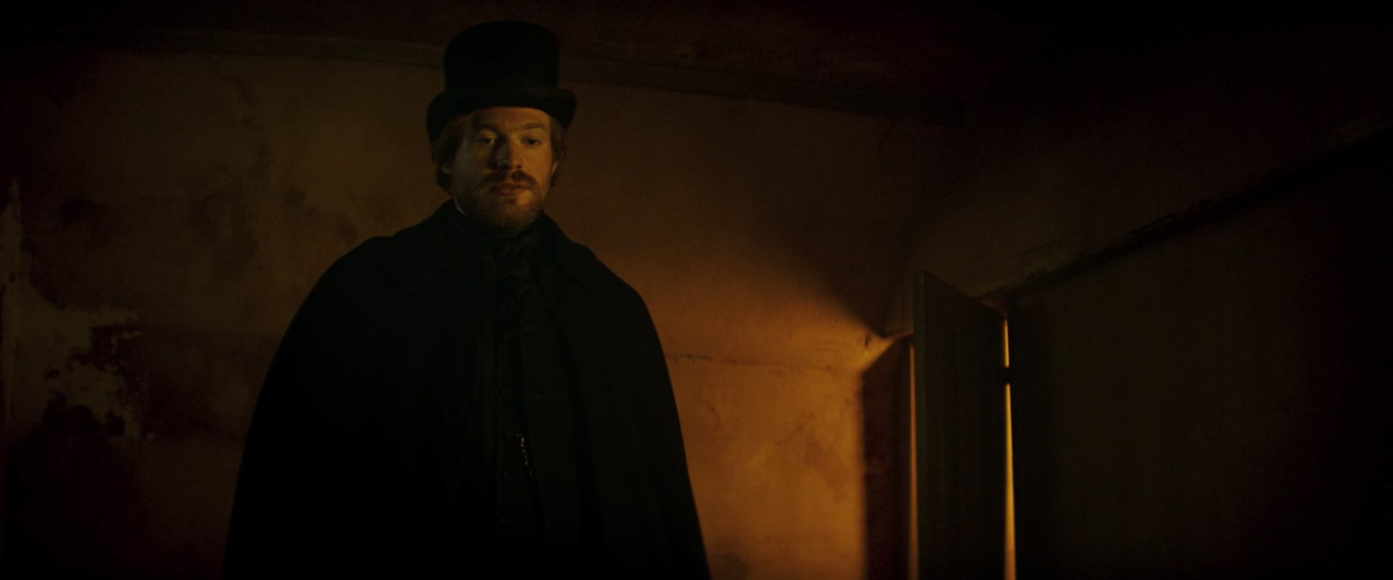 The Limehouse Golem (2017) + Extras (1080p BluRay x265 HEVC 10bit EAC3 5.1 SAMPA) [QxR]